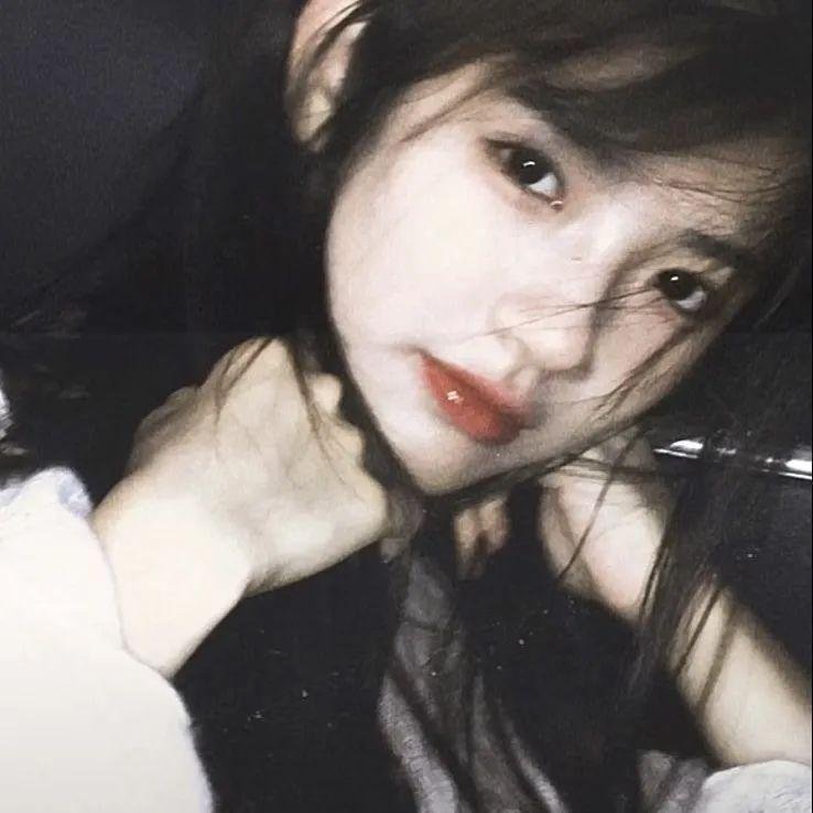 我在雨中等你